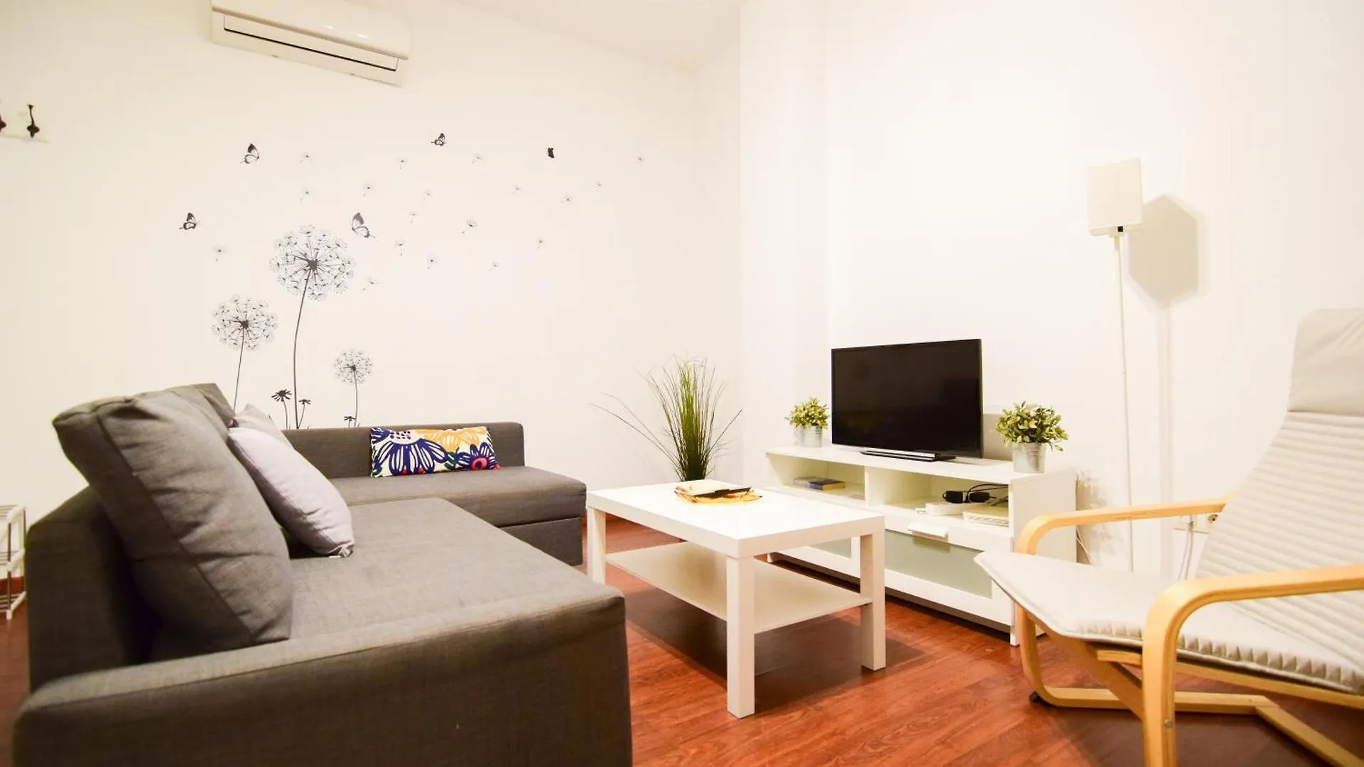 Letmalaga Economy Bishop Orchard Apartment